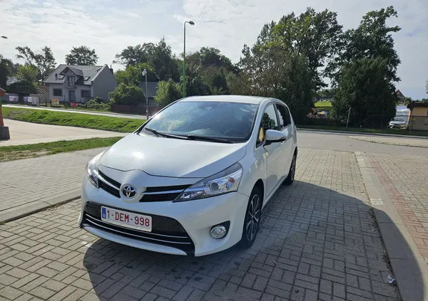 toyota verso Toyota Verso cena 59800 przebieg: 50942, rok produkcji 2018 z Korfantów